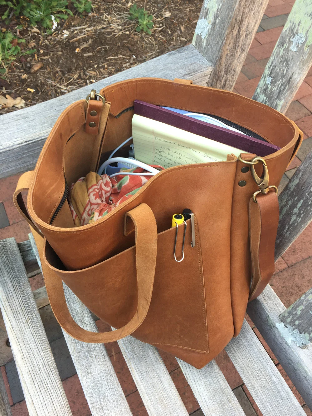 Leather tote with outside pockets clearance